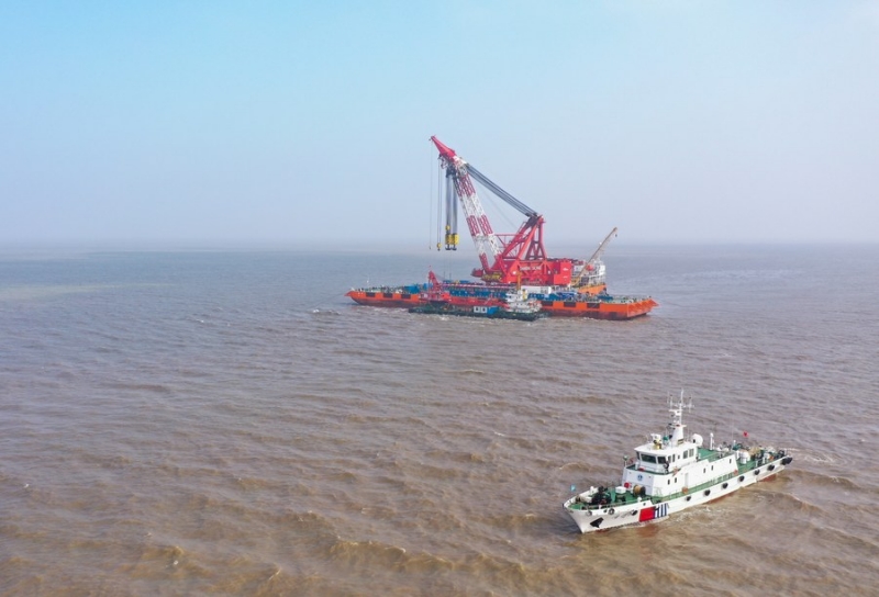 ?να ναυ?γιο τη? δυναστε?α? Τσινγκ ανασ?ρθηκε στη Σαγκ?η