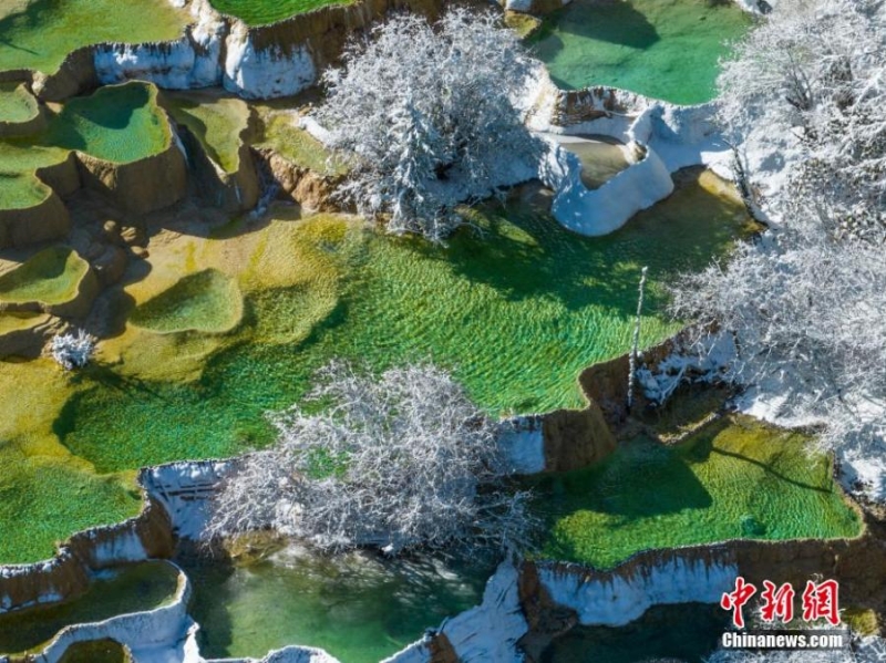 Μαγευτικ? χιονισμ?νο τοπ?ο στο Σιτσου?ν