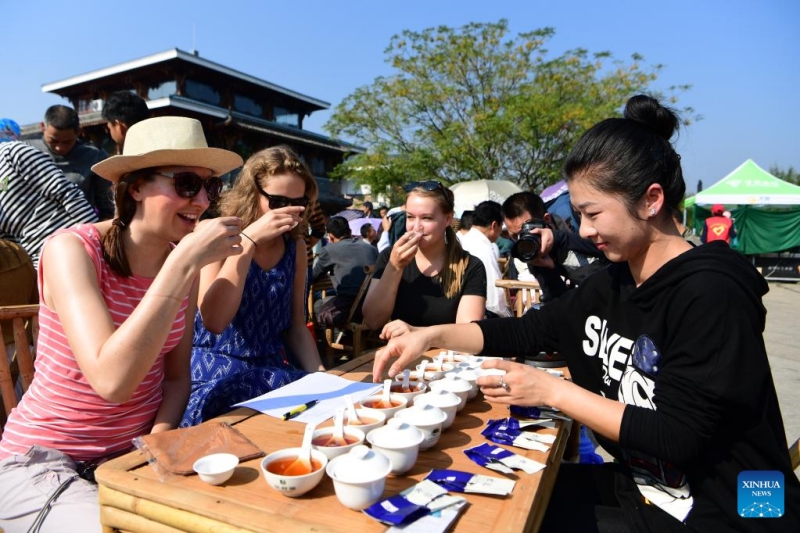 To τσ?ι Γουγ? του Φουτζι?ν