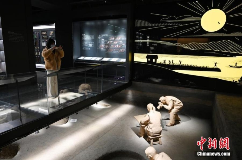 Το Αρχαιολογικ? Κ?ντρο του Τσενγκντο? εντυπωσι?ζει του? επισκ?πτε?