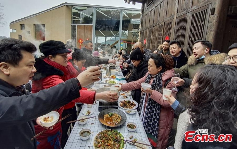 Το χωρι? Τζινγκτζο? στο Τσονγκτσ?νγκ αν?μεσα στα Καλ?τερα Τουριστικ? Χωρι? του 2022