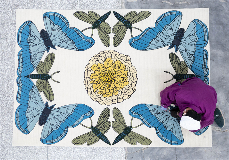 Τα χαλι? φ?ρνουν καλ?τερη ζω? στο Τσινγκχ?ι