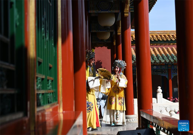 Κινεζικ?? κλασικ?? ?περε? στην σκην? του Μουσε?ου του Παλατιο? στο Πεκ?νο