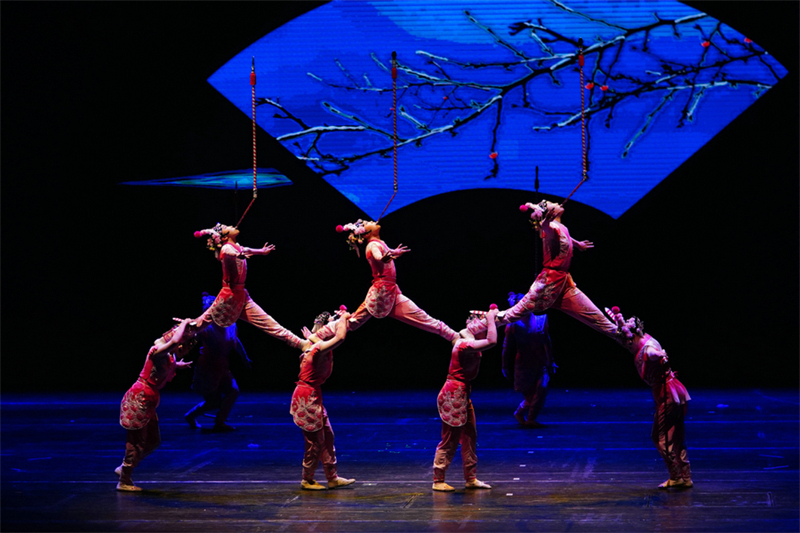 Η 11η Ακροβατικ? ?κθεση τη? Κ?να? ζαλ?ζει τον κ?σμο στο Σανντ?νγκ