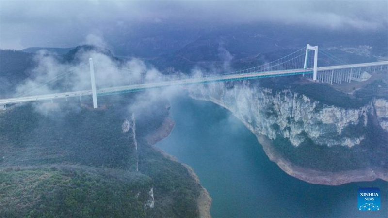 Εξερευν?ντα? το μουσε?ο παγκ?σμιων γεφυρ?ν στη ΝΔ Κ?να