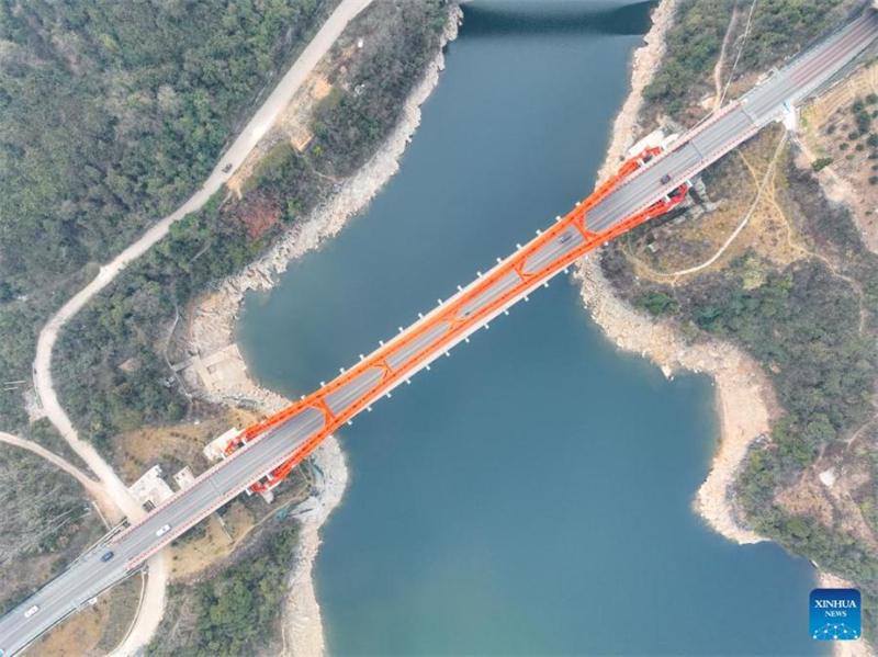 Εξερευν?ντα? το μουσε?ο παγκ?σμιων γεφυρ?ν στη ΝΔ Κ?να