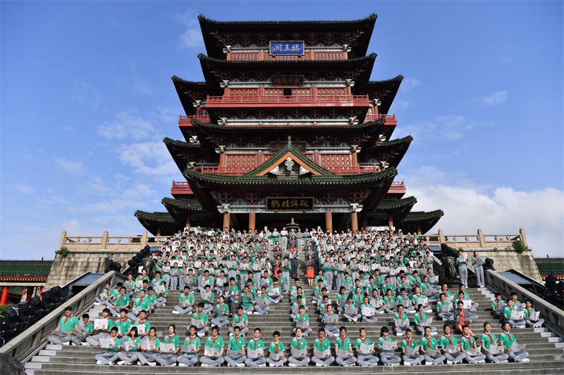 Γευτε?τε το ?ρωμα των βιβλ?ων και εμπλουτ?στε τη ζω? σα? με αυτ?