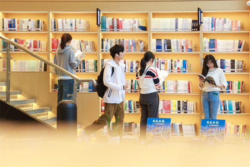 Γευτε?τε το ?ρωμα των βιβλ?ων και εμπλουτ?στε τη ζω? σα? με αυτ?