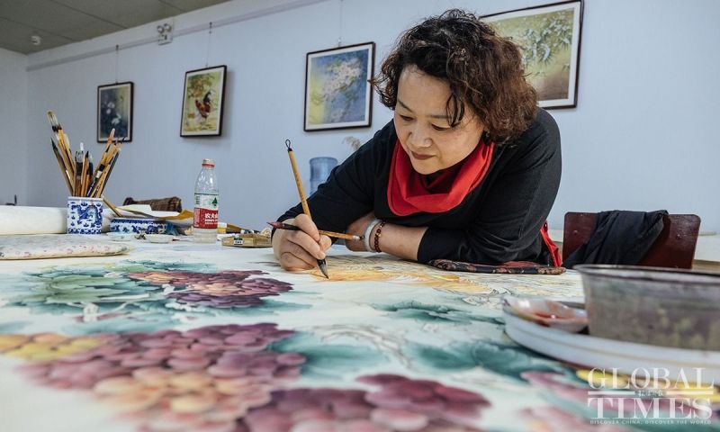 Π?νακε? παι?νια? απ? αγρ?τε? – καλλιτ?χνε? στο Σαντ?νγκ