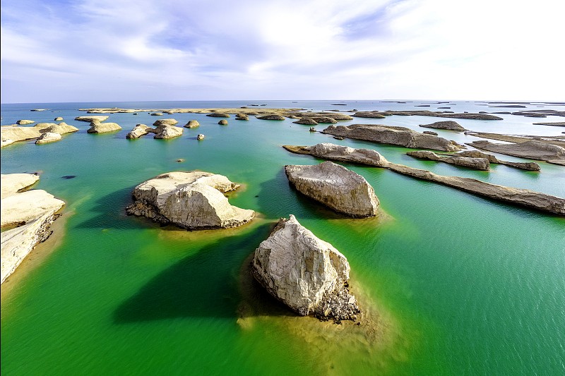 Οι βρ?χοι Γιαρντ?νγκ στο Γεωλογικ? Π?ρκο Γουσο?τε Γιαντ?νγκ που βρ?σκεται στη λεκ?νη Τσα?ντ?μ, στο β?ρειο του οροπεδ?ου του Θιβ?τ τη? βορειοδυτικ?? Κ?να?. (Φωτογραφ?α / VCG )