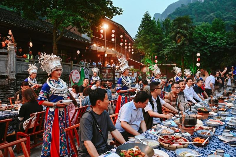 Ποικιλ?α ?υλη? κληρονομι?? στο Χουν?ν