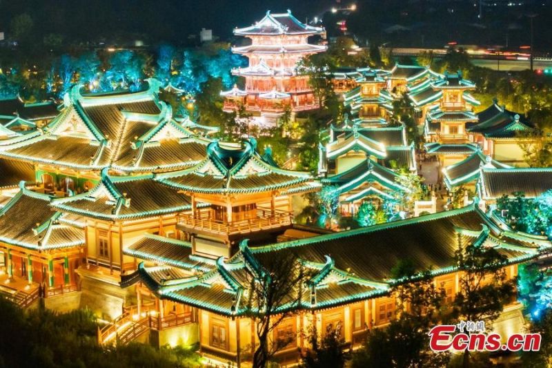 Εκθαμβωτικ? αρχα?α π?λη αναπαρ?γει το ?νδοξο τοπ?ο στην π?λη Ναντζ?νγκ