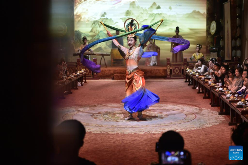 Νυχτεριν? ?ποψη του μουσε?ου τη? τοποθεσ?α? Γινγκτιενμ?ν στο Λουογι?νγκ