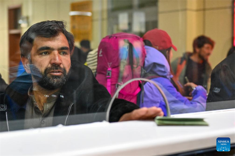 Το Κασγκ?ρ του Σιντζι?νγκ γνωρ?ζει ταχε?α αν?πτυξη ω? π?λη ανο?γματο?