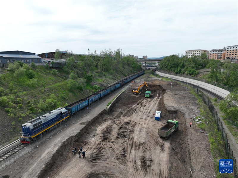 Eμπορευματικ? τρ?να μεταξ? Κ?να?-Ευρ?πη?: Ξεκ?νησε το ?ργο ανακα?νιση? του Σιδηροδρ?μου Μπινσου??