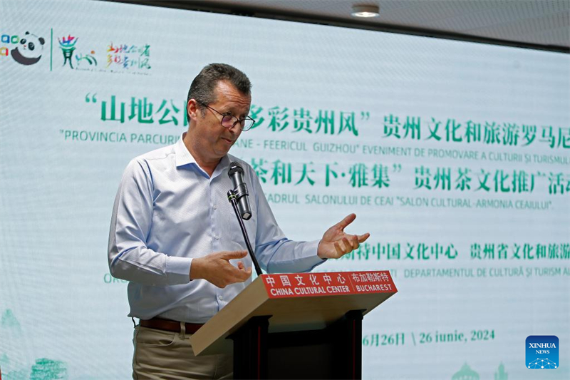 Εκδ?λωση προ?θηση? με θ?μα τον τουρισμ? και τον πολιτισμ? του τσαγιο? τη? επαρχ?α? Γκουε?τζ?ου πραγματοποι?θηκε στη Ρουμαν?α