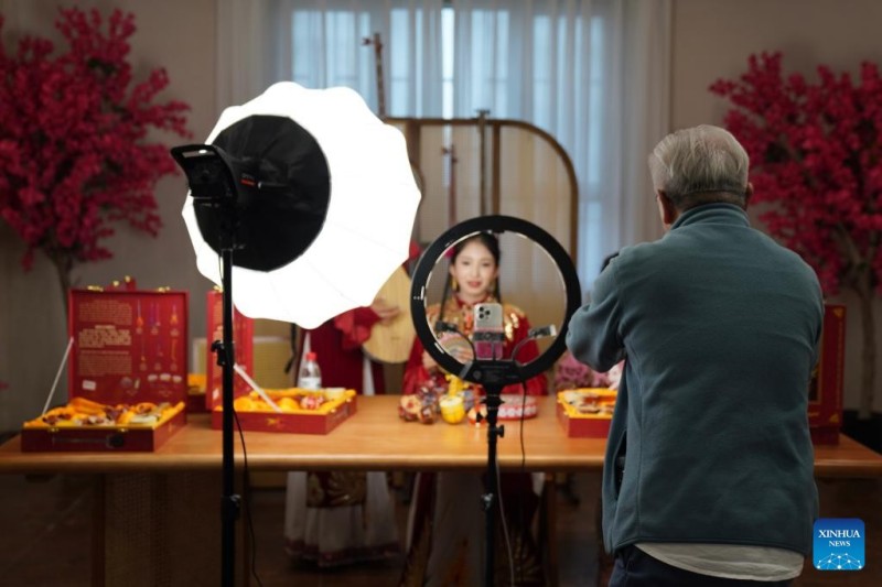 [Φωτορεπορτ?ζ] - 6η Παγκ?σμια Σ?νοδο? Κορυφ?? για τα Μ?σα Ενημ?ρωση? στη Σιντζι?νγκ