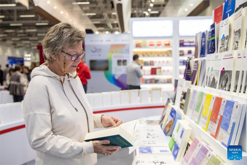 Τα κινεζικ? βιβλ?α προσελκ?ουν του? επισκ?πτε? τη? 76η? Διεθνο?? ?κθεση? Βιβλ?ου τη? Φρανκφο?ρτη?