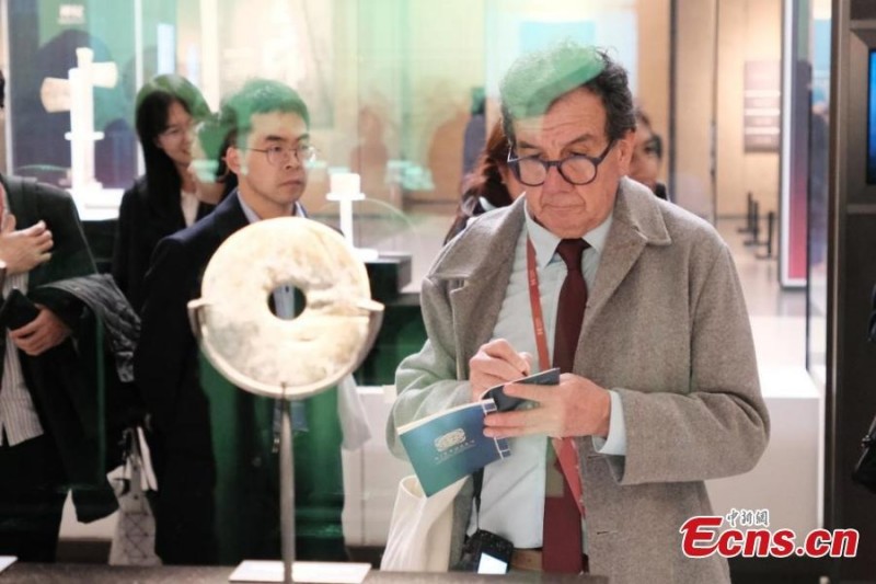 Αρχαιολ?γοι απ? ?λο τον κ?σμο επισκ?πτονται τα ερε?πια Λιανγκτζο?