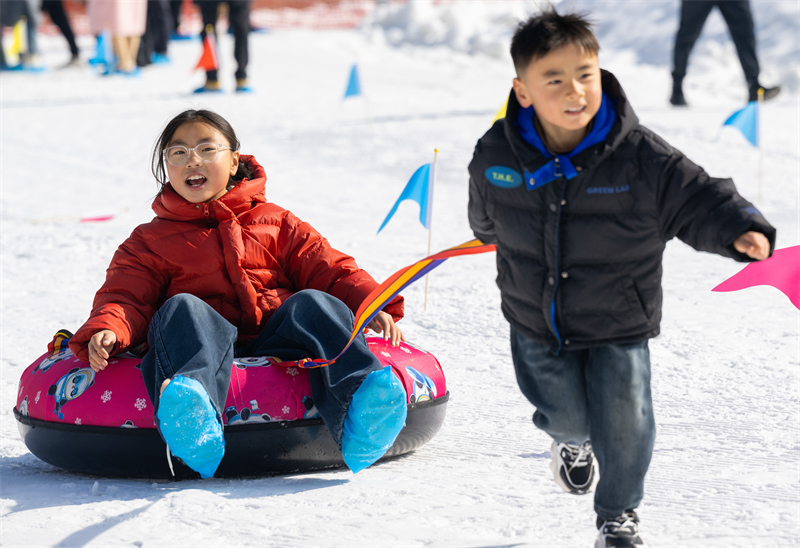 Απολα?στε τα σπορ στον π?γο και στο χι?νι στην επαρχ?α Χουμπ??