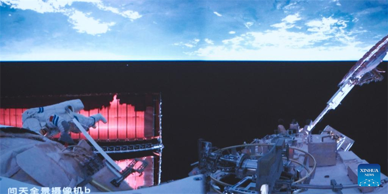 Το πλ?ρωμα του Shenzhou-19 ολοκληρ?νει τι? πρ?τε? εξωδιαστημικ?? δραστηρι?τητε? (EVAs)