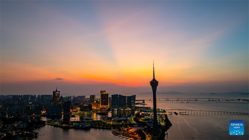 Μια ματι? στο Μακ?ο απ? ψηλ?