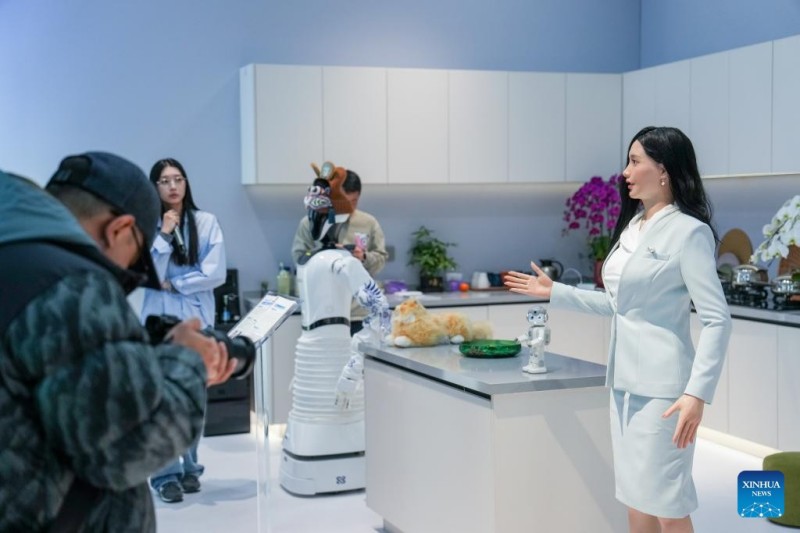 Ο Κ?σμο? των Ρομπ?τ του Πεκ?νου