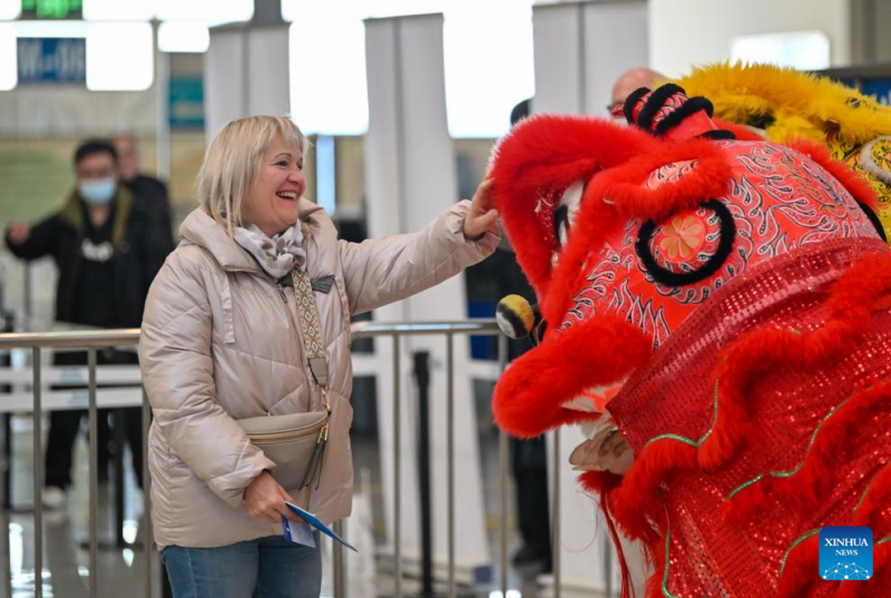 ?δεσε στο Διεθν?? λιμ?νι τη? Τιαντζ?ν (Tianjin) το κρουαζιερ?πλοιο