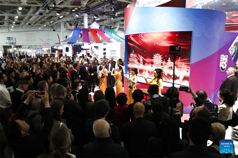 Ξεκ?νησε η διεθν?? τουριστικ? ?κθεση στο Βερολ?νο με την παρουσ?α τη? Κ?να? να τραβ? τα βλ?μματα