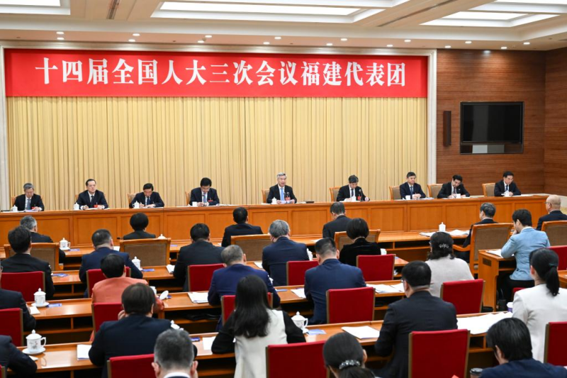 Κιν?ζοι αξιωματο?χοι συμμετ?χουν σε διαβουλε?σει? στην ετ?σια νομοθετικ? σ?νοδο