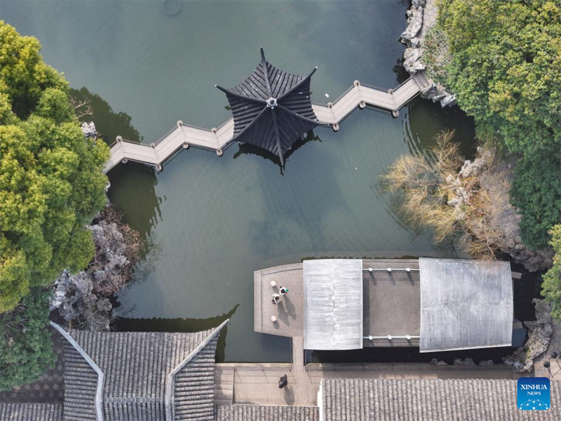 Απολα?στε του? Κλασικο?? Κ?που? τη? Σουτζ?ου, ?να μνημε?ο τη? UNESO? στην Κ?να μ?σα απ? φωτογραφ?ε?