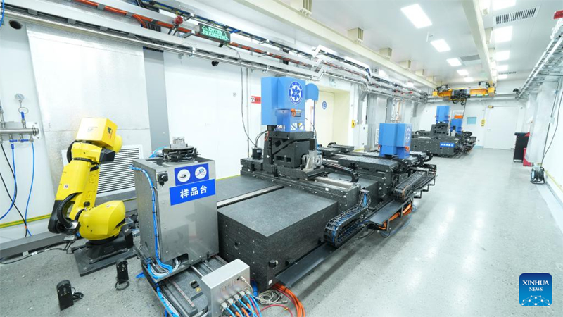 Η κατασκευ? του Κινεζικο? Συγχροτρον?ου μπα?νει στην τελικ? τη? φ?ση