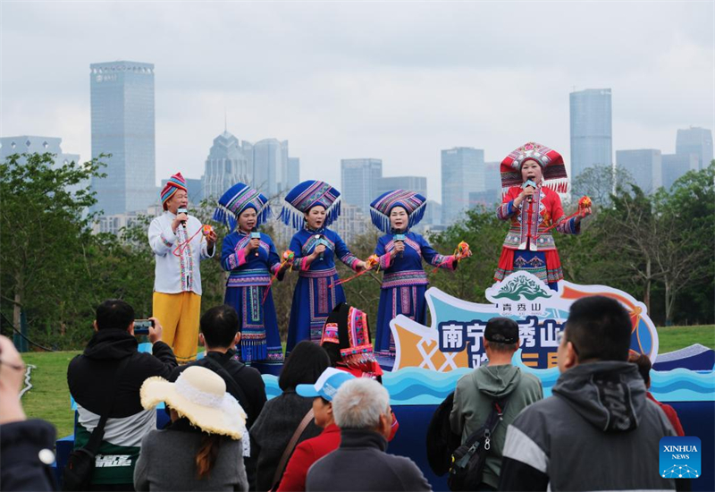 Η Γκουανγκσ? τη? Κ?να? διοργαν?νει δι?φορε? πολιτιστικ?? εκδηλ?σει? για να υποδεχθε? το επερχ?μενο Φεστιβ?λ Σανγιουεσ?ν