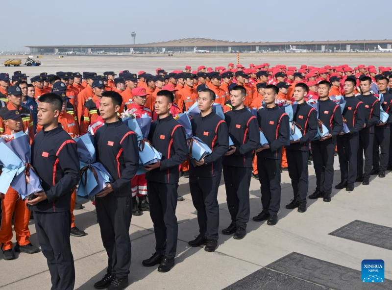 Οι Κινεζικ?? Ομ?δε? Δι?σωση? επ?στρεψαν στο Πεκ?νο απ? την Μιανμ?ρ