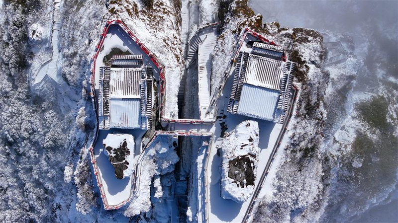 Γκουε?τζ?ου απ? τον ουραν?: Εντυπωσιακ?? εικ?νε? απ? το ?ρο? Φαντζ?νγκ