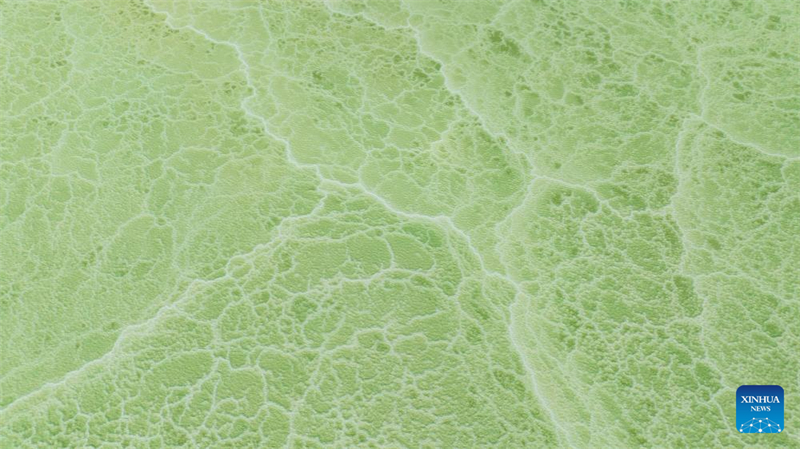 Εντυπωσιακ?? ενα?ριε? λ?ψει? απ? την Λ?μνη Τζ?ιντ στη Βορειοδυτικ? Κ?να