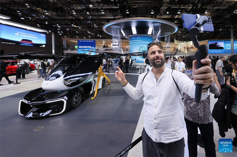 Ξεκιν? η φετιν? ?κθεση αυτοκιν?του τη? Σαγκ?η?