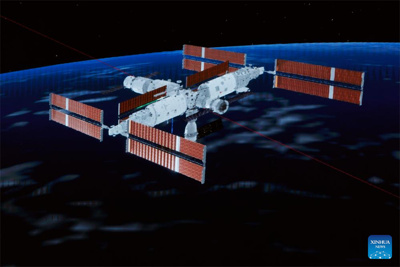 Το επανδρωμ?νο διαστημ?πλοιο Shenzhou-20 τη? Κ?να? συνδ?θηκε με τον διαστημικο? σταθμο?