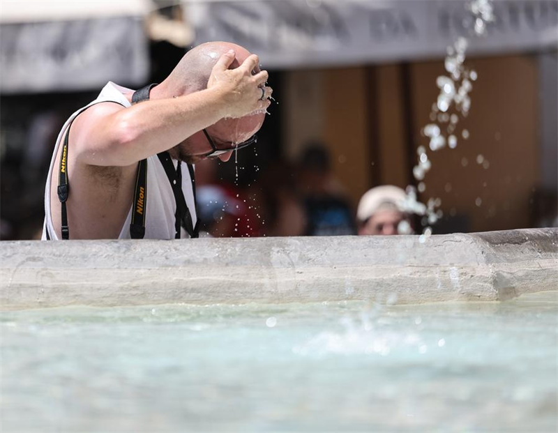 (Φωτογραφ?α / Xinhua)