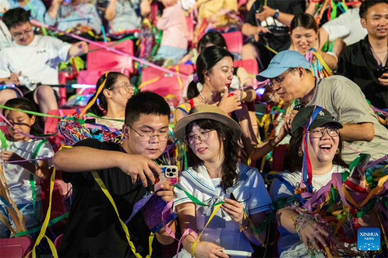 Δημιουργικ? επ?δειξη πυροτεχνημ?των στην