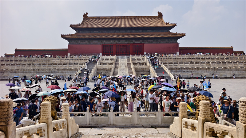 Πεκ?νο: Το Μουσε?ο του Παλατιο? υποδ?χεται ?να καλοκαιριν? κ?μα επισκεπτ?ν