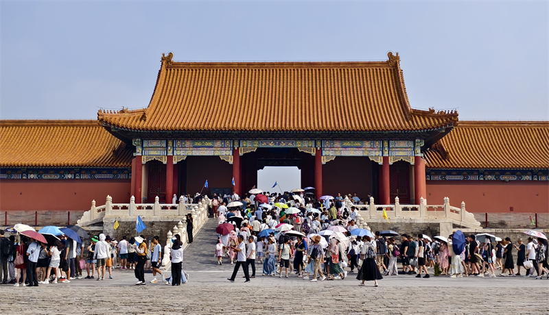 Πεκ?νο: Το Μουσε?ο του Παλατιο? υποδ?χεται ?να καλοκαιριν? κ?μα επισκεπτ?ν