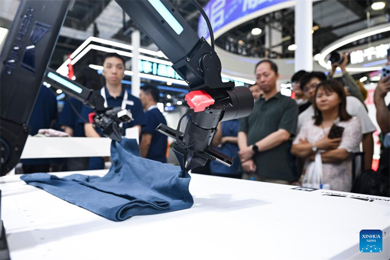 Το Παγκ?σμιο Συν?δριο Τεχνητ?? Νοημοσ?νη? για το 2025 παρουσι?ζει ποικ?λα σεν?ρια εφαρμογ?? τη? Τεχνητ?? Νοημοσ?νη?