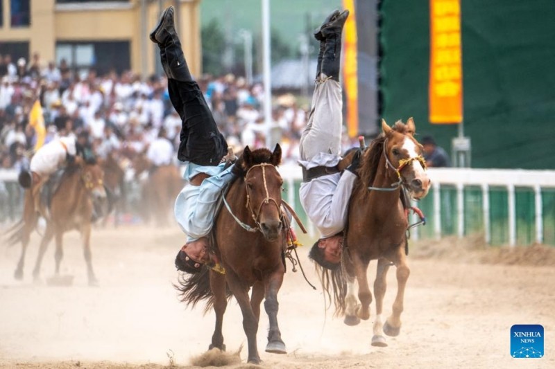 Το φεστιβ?λ Ναντ?μ ξεκιν? στην Εσωτερικ? Μογγολ?α τη? Β?ρεια? Κ?να?