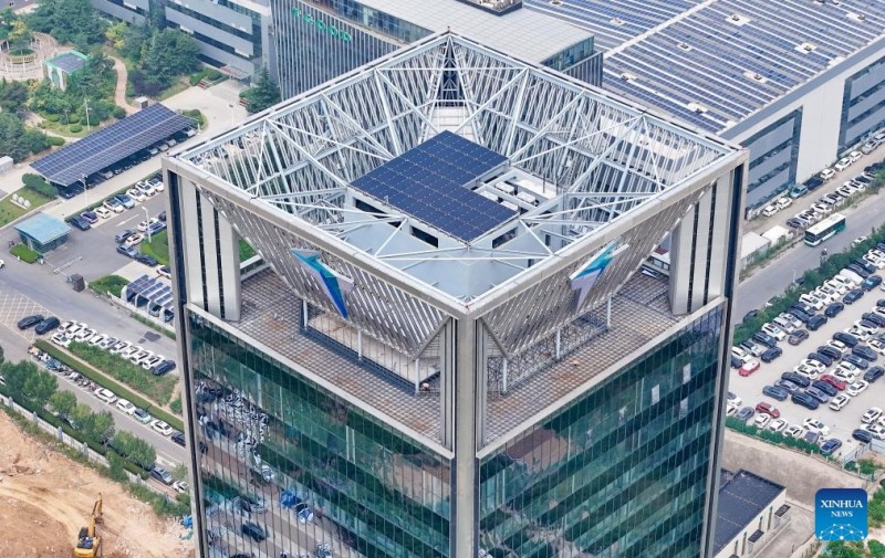 Το πρ?το κτ?ριο στον κ?σμο με μηδενικ?? εκπομπ?? ?νθρακα τ?θηκε σε λειτουργ?α