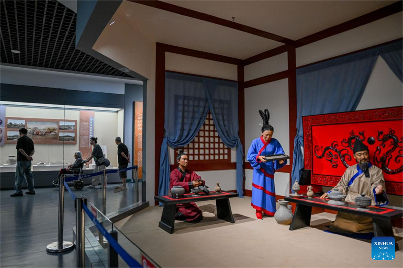 Οι πολιτιστικο? χ?ροι και τα μουσε?α γ?νονται δημοφιλε?? προορισμο? για του? ανθρ?που? κατ? τη δι?ρκεια των καλοκαιριν?ν διακοπ?ν