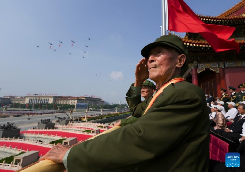 (Φωτογραφ?ε?) Η παρ?λαση τη? Κ?να? για την Ημ?ρα τη? Ν?κη? πραγματοποι?θηκε στο Πεκ?νο