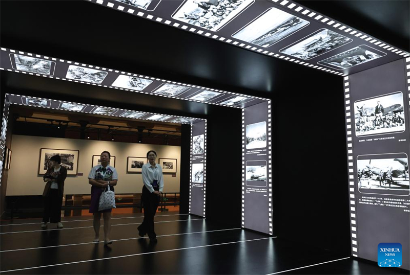 ?κθεση τ?χνη? με θ?μα τον π?λεμο κατ? τη? ιαπωνικ?? εισβολ?? ανο?γει τι? π?ρτε? τη? στη Σαγκ?η