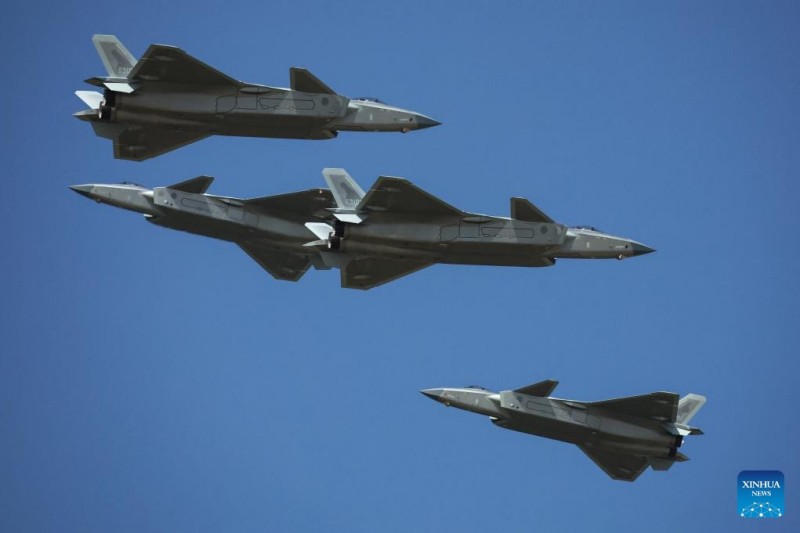 Η ανοιχτ? εκδ?λωση τη? Πολεμικ?? Αεροπορ?α? του Λα?κο? Απελευθερωτικο? Στρατο? τη? Κ?να? και η αεροπορικ? επ?δειξη Τσανγκτσο?ν ολοκληρ?θηκαν στην Κ?να