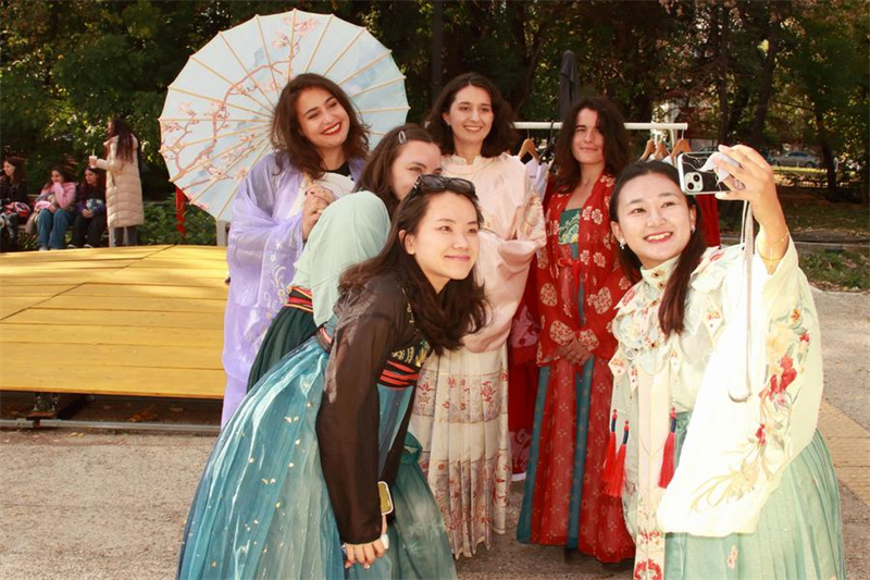 (Φωτογραφ?α / Xinhua)